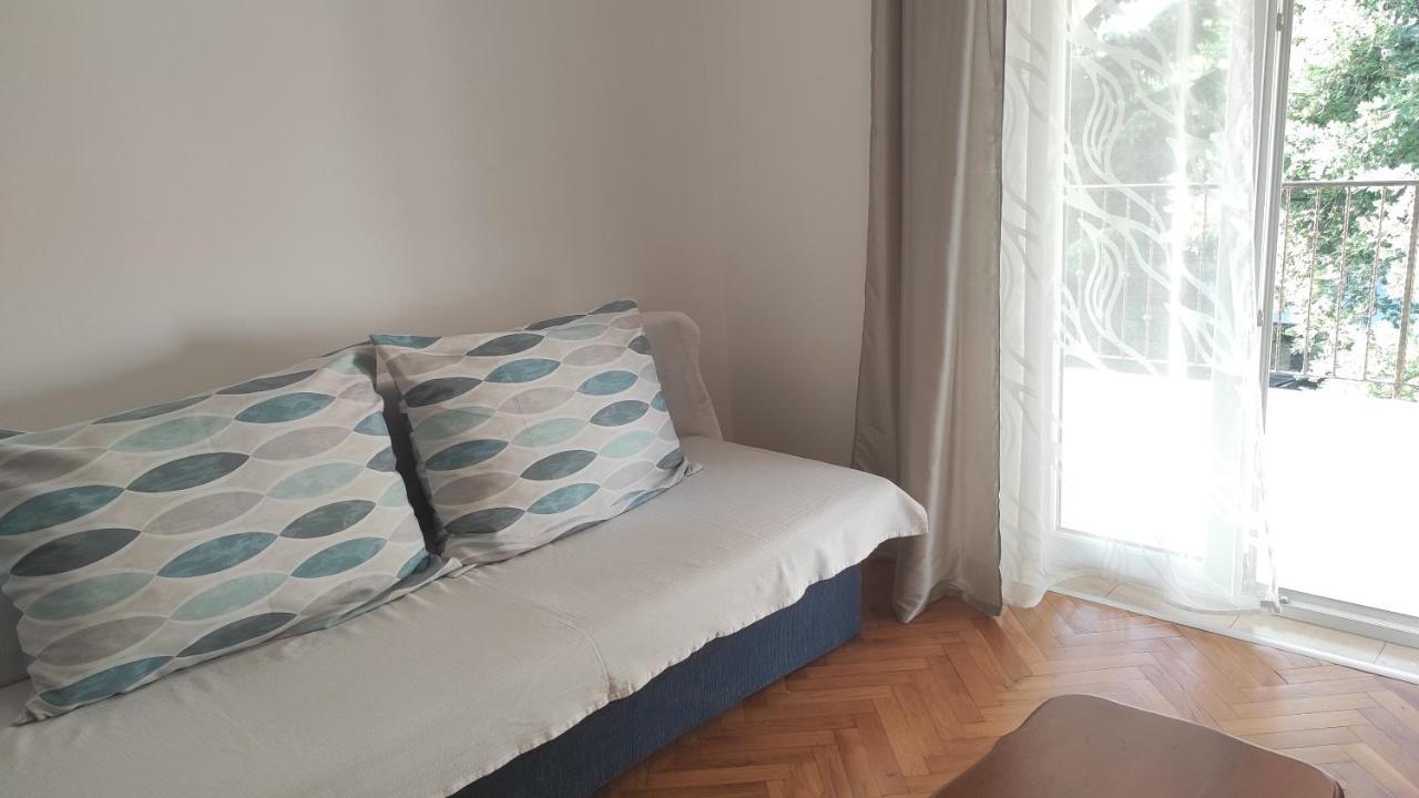 App Karmen With Free Parking Daire Poreč Dış mekan fotoğraf