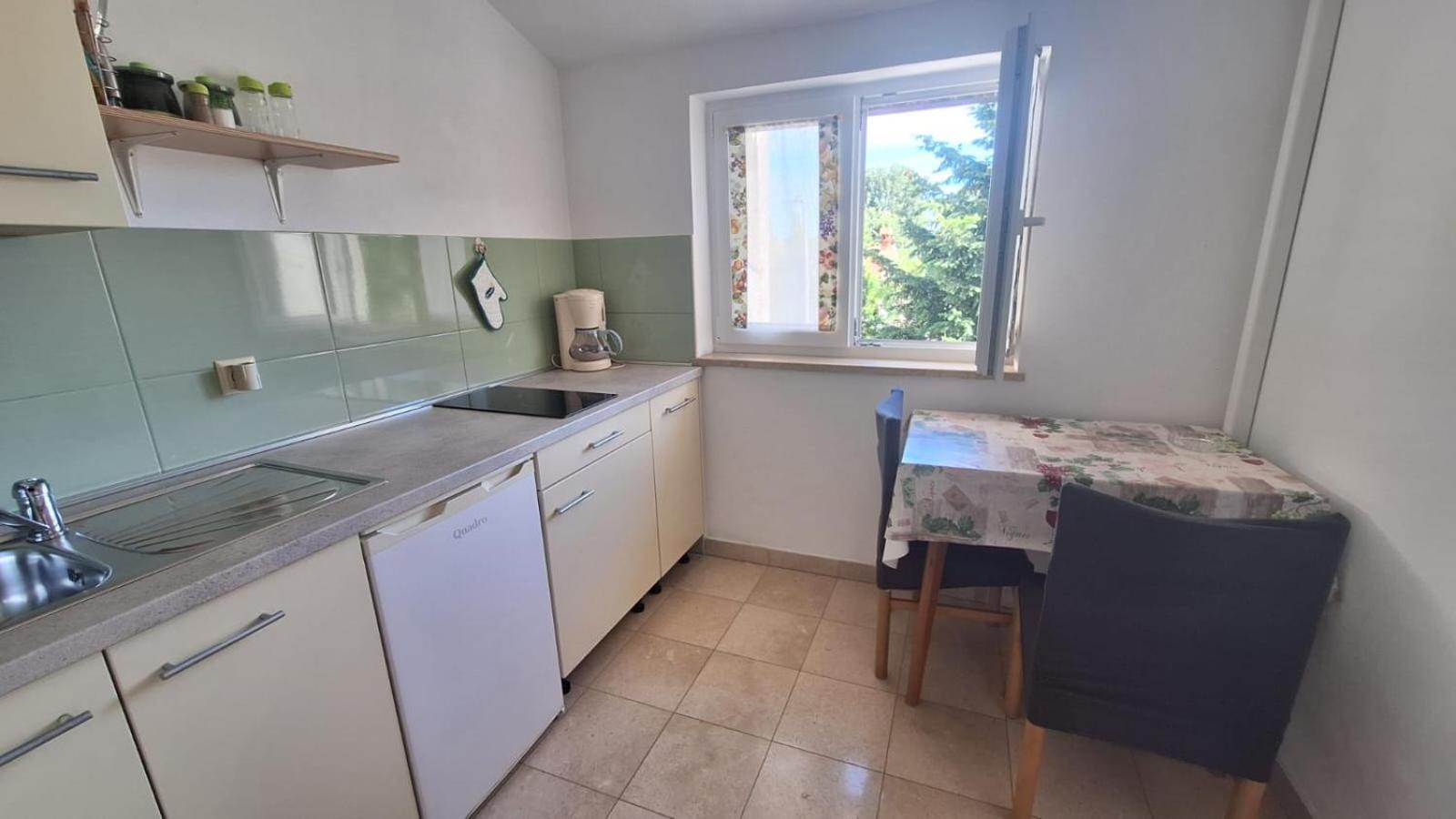 App Karmen With Free Parkig Daire Poreč Dış mekan fotoğraf