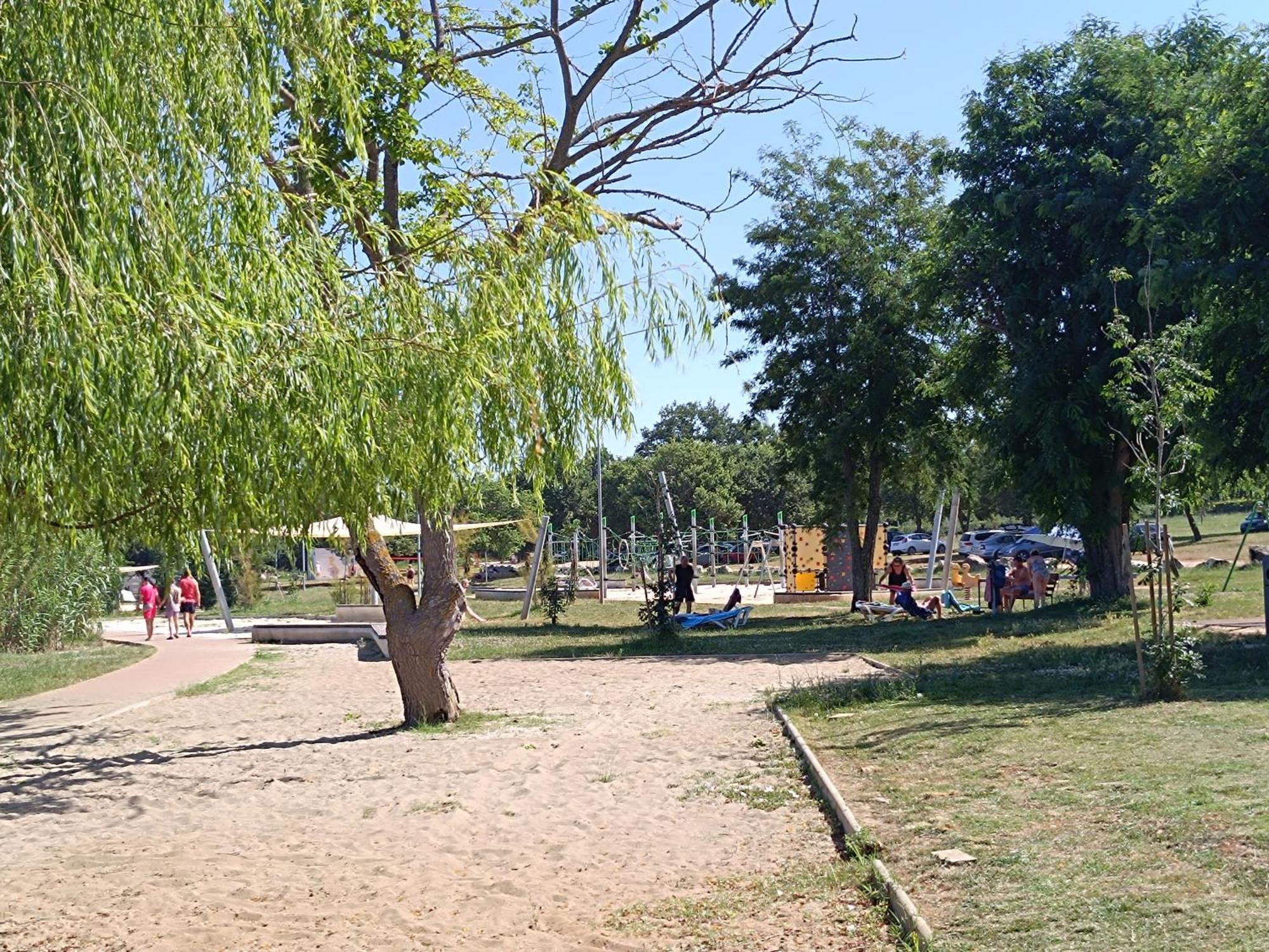 App Karmen With Free Parkig Daire Poreč Dış mekan fotoğraf
