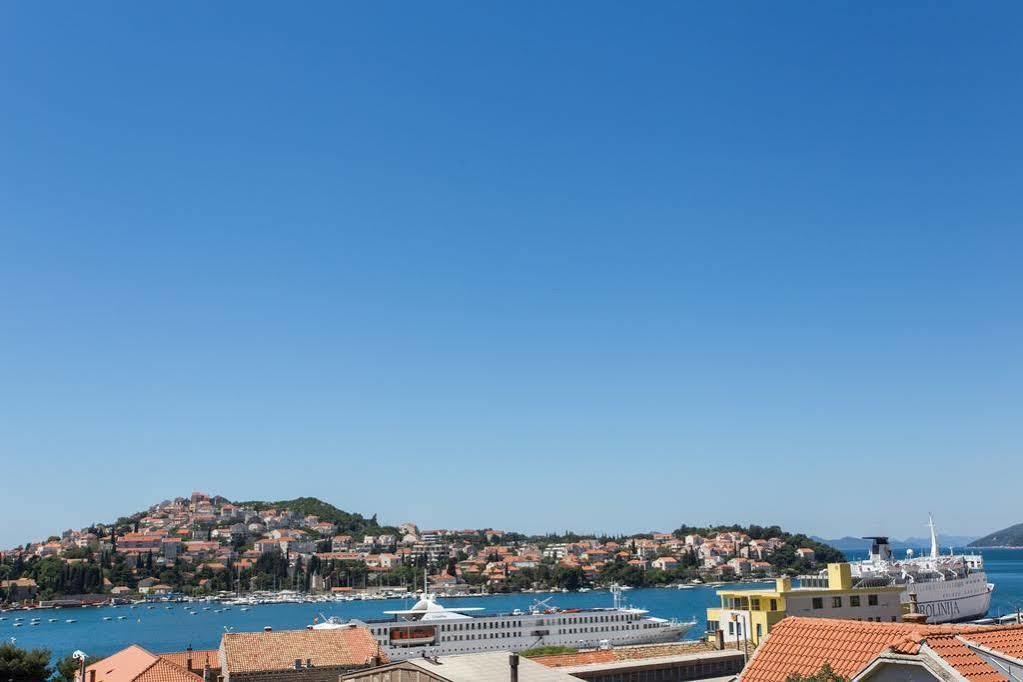 App Karmen With Free Parkig Daire Poreč Dış mekan fotoğraf
