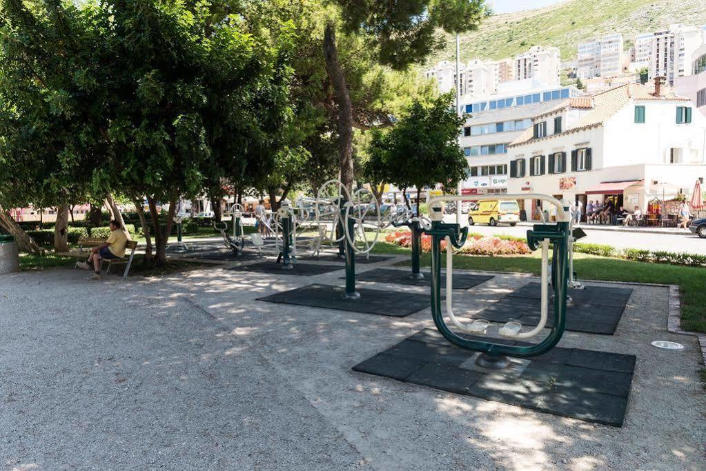 App Karmen With Free Parkig Daire Poreč Dış mekan fotoğraf