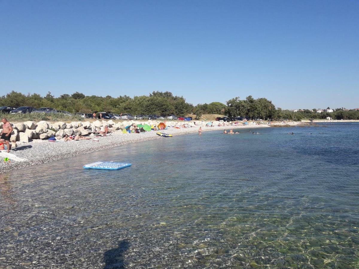 App Karmen With Free Parkig Daire Poreč Dış mekan fotoğraf